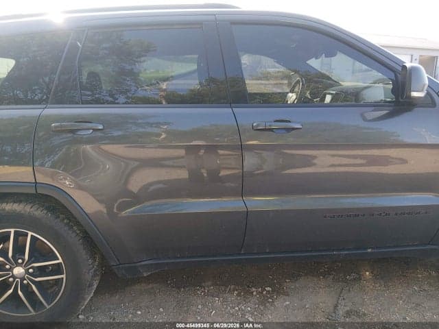 2018 JEEP GRAND CHEROKEE TRAILHAWK 4X4 12