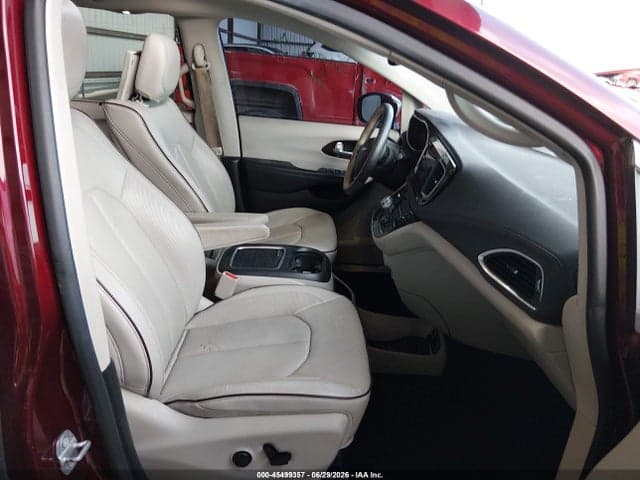 2017 CHRYSLER PACIFICA LIMITED 5