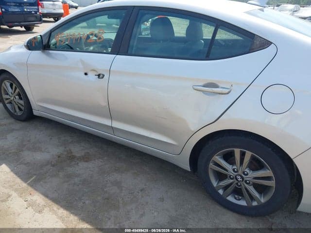 2017 HYUNDAI ELANTRA SE 6