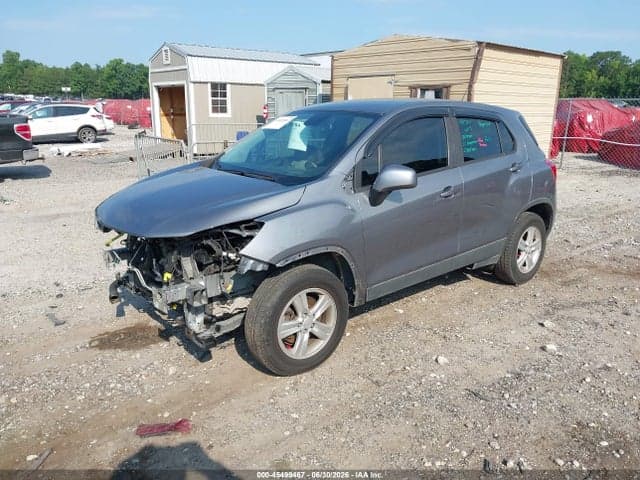 2020 CHEVROLET TRAX AWD LS 2