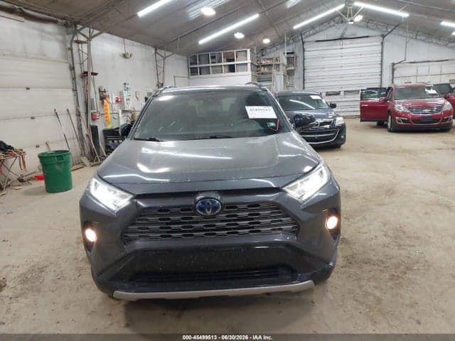 2019 TOYOTA RAV4 HYBRID XSE 12