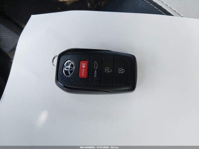 2026 TOYOTA CAMRY SE 11
