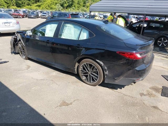 2026 TOYOTA CAMRY SE 3