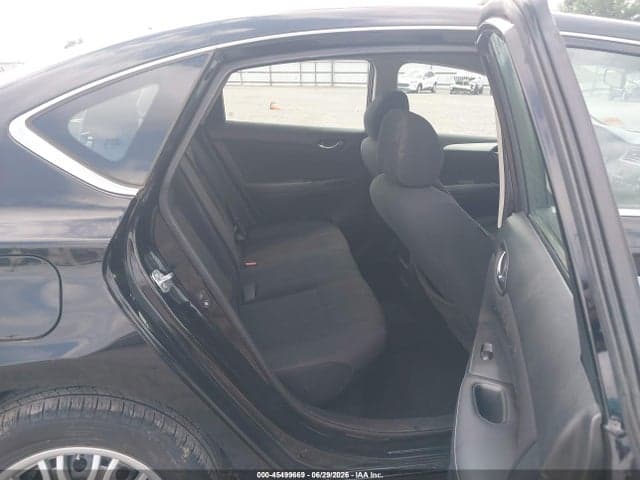 2016 NISSAN SENTRA S 8