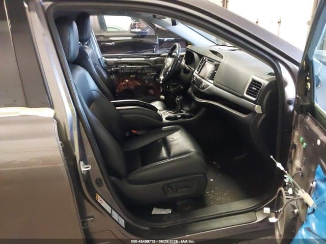 2019 TOYOTA HIGHLANDER XLE 5