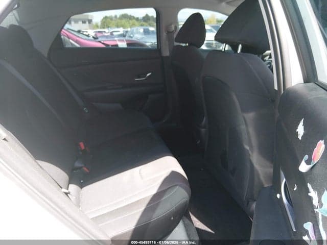 2026 HYUNDAI ELANTRA SE 8