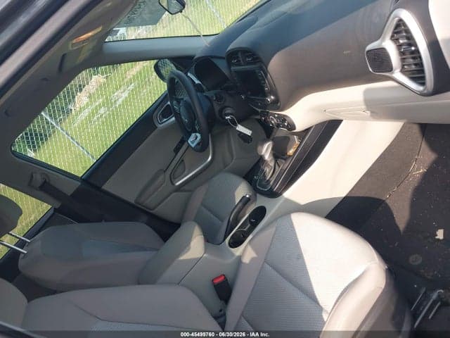 2023 KIA SOUL LX 5