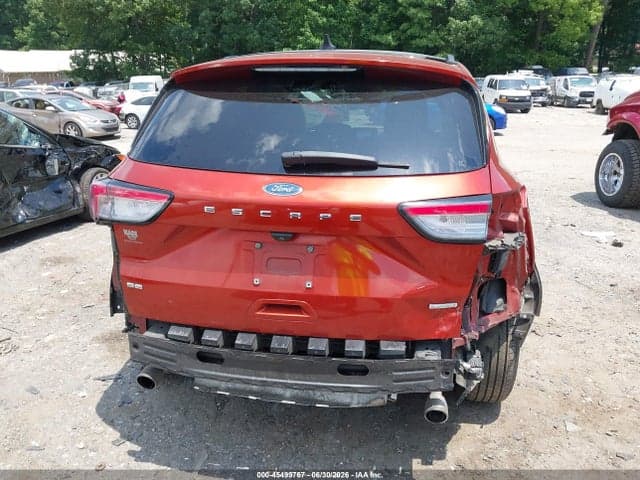 2020 FORD ESCAPE SE 17