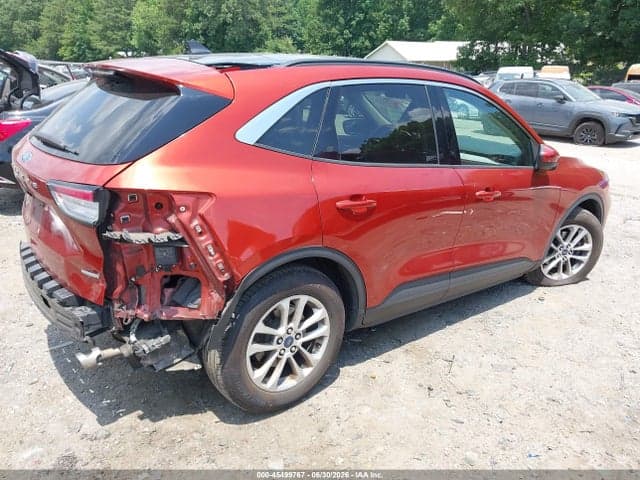 2020 FORD ESCAPE SE 4