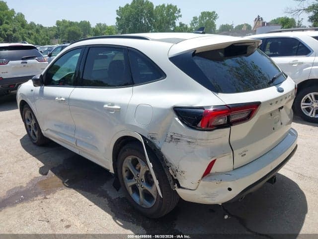 2023 FORD ESCAPE ST-LINE 3