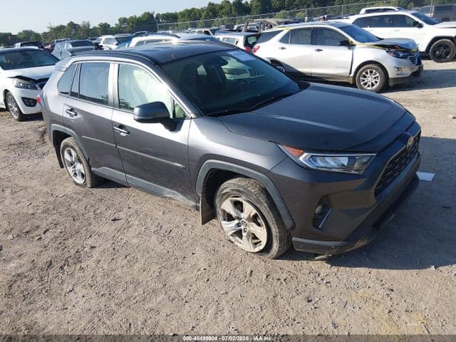 2020 TOYOTA RAV4 XLE 1