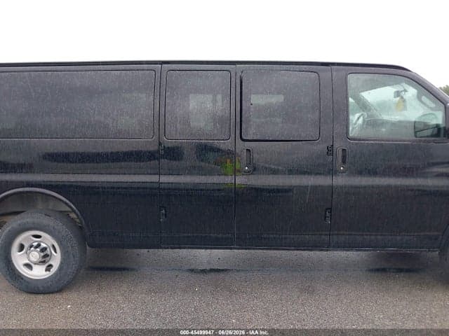 2017 CHEVROLET EXPRESS 3500 LT 13