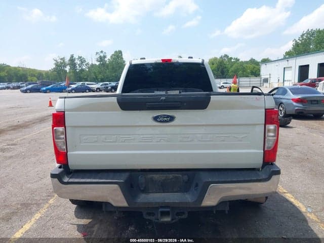 2022 FORD F-350 XL 17