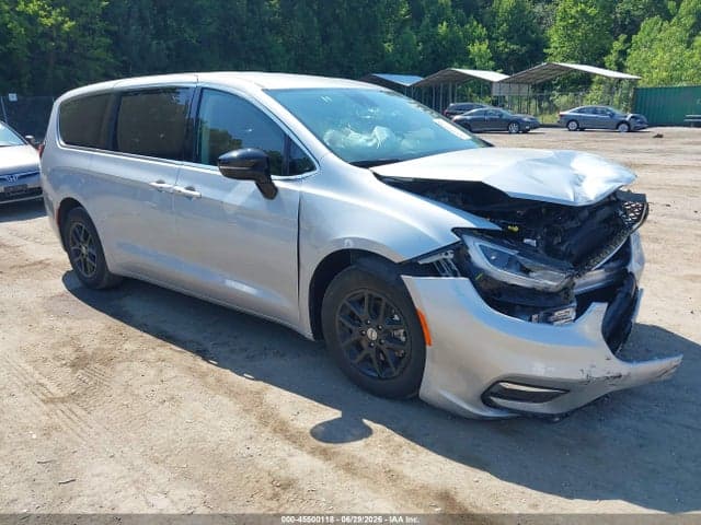 2024 CHRYSLER PACIFICA TOURING L 1