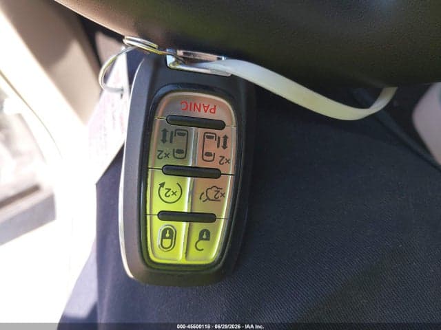2024 CHRYSLER PACIFICA TOURING L 11