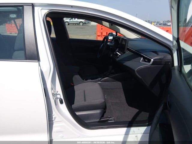2024 TOYOTA COROLLA LE 5