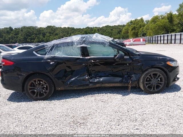 2018 FORD FUSION SE 13