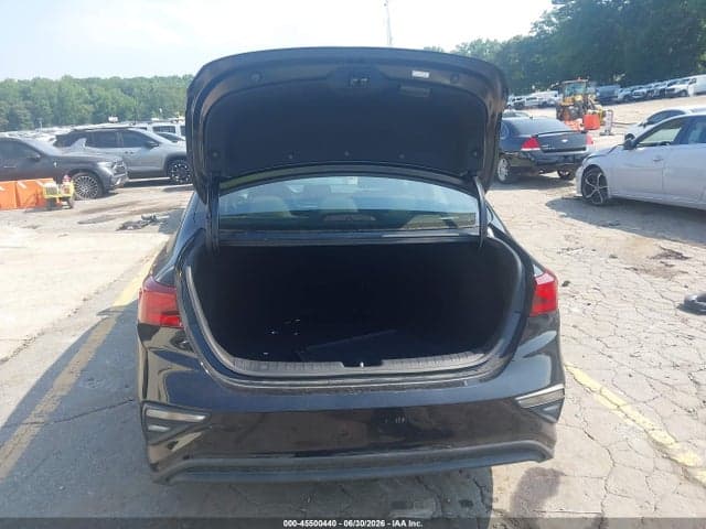 2019 KIA FORTE FE 17