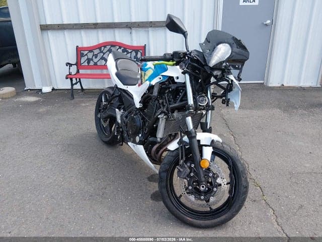2017 KAWASAKI EX650 F 2