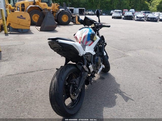 2017 KAWASAKI EX650 F 5