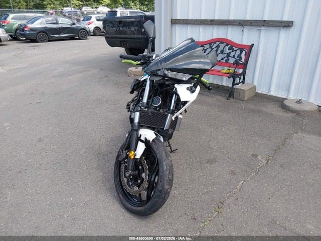 2017 KAWASAKI EX650 F 6