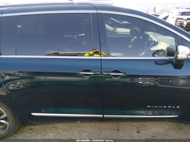2022 CHRYSLER PACIFICA PINNACLE 13