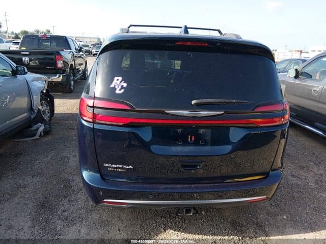 2022 CHRYSLER PACIFICA PINNACLE 16