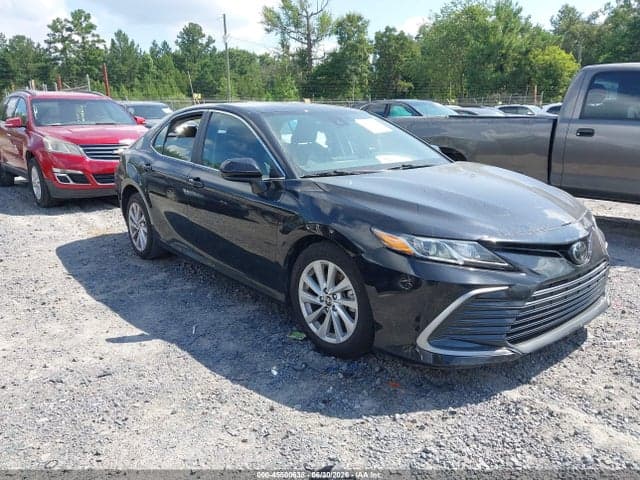 2023 TOYOTA CAMRY LE 1