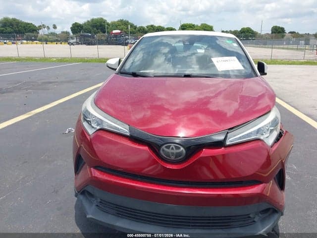 2018 TOYOTA C-HR XLE 12