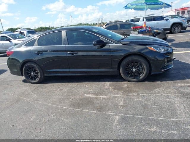2019 HYUNDAI SONATA SE 14