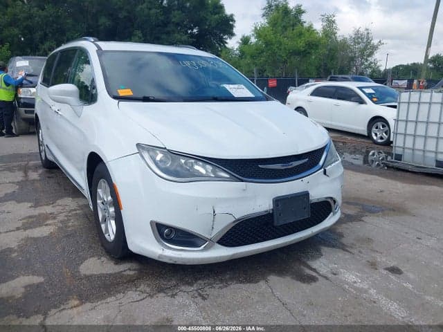2020 CHRYSLER PACIFICA TOURING L 18