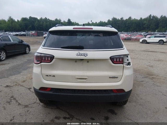 2019 JEEP COMPASS LATITUDE 4X4 17
