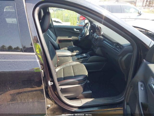 2024 FORD ESCAPE ST-LINE 5