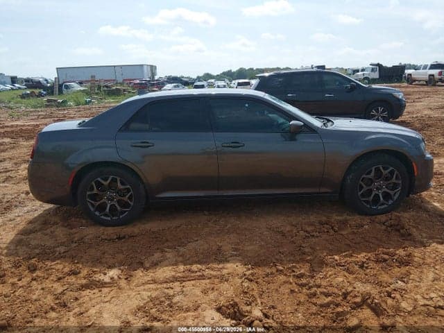 2018 CHRYSLER 300 300S AWD 11