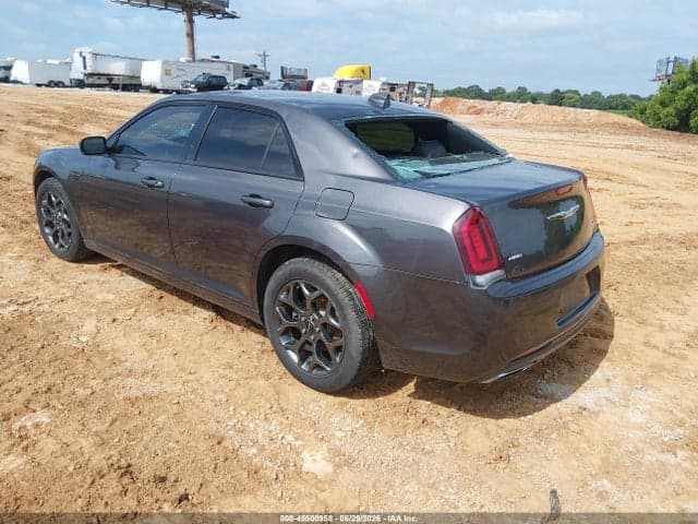 2018 CHRYSLER 300 300S AWD 3