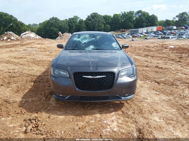2018 CHRYSLER 300 300S AWD 10