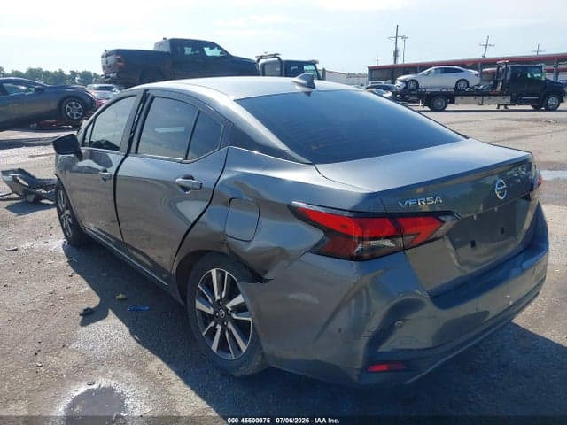 2021 NISSAN VERSA SV XTRONIC CVT 3