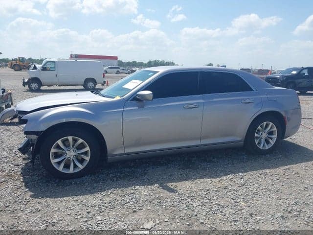 2016 CHRYSLER 300 LIMITED 15