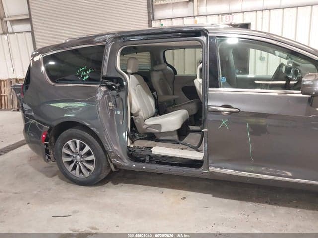 2020 CHRYSLER PACIFICA TOURING L PLUS 6