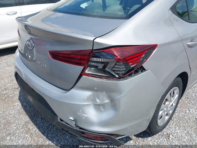 2020 HYUNDAI ELANTRA SE 6