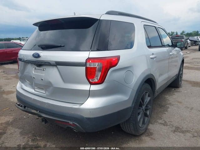 2017 FORD EXPLORER XLT 4