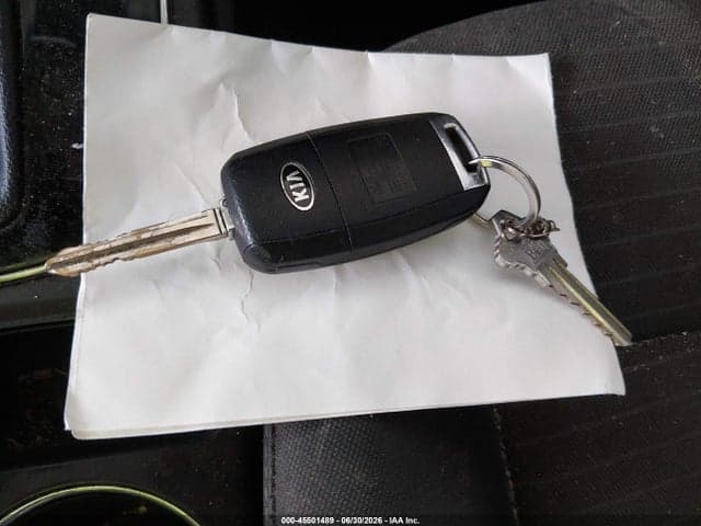 2017 KIA FORTE LX 11