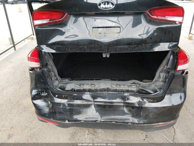 2017 KIA FORTE LX 12