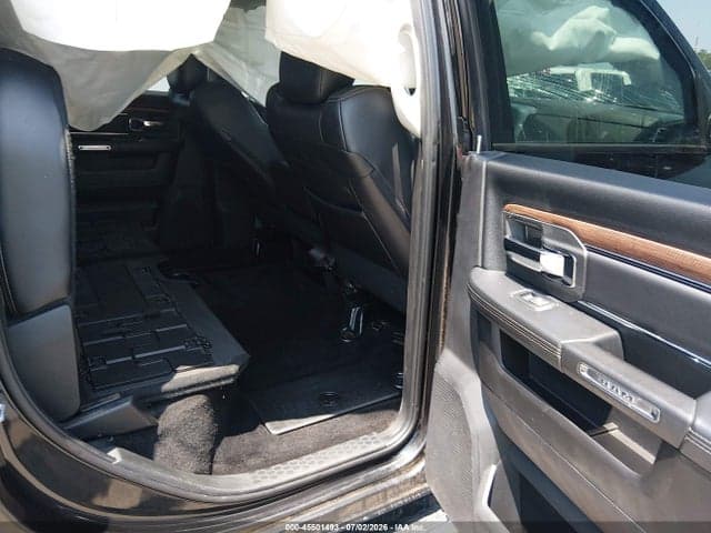 2017 RAM 2500 LARAMIE 4X4 6'4 BOX 8