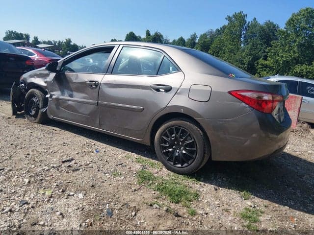 2017 TOYOTA COROLLA LE 3