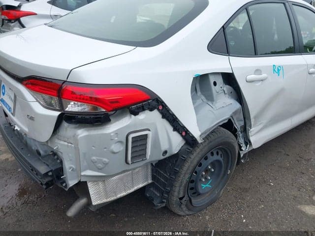 2022 TOYOTA COROLLA LE 18