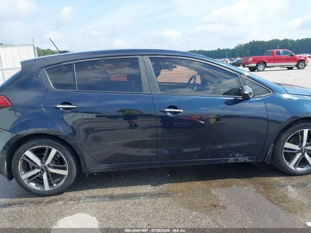 2017 KIA FORTE EX 14
