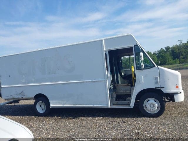 2017 FORD F-59 COMMERCIAL STRIPPED 13