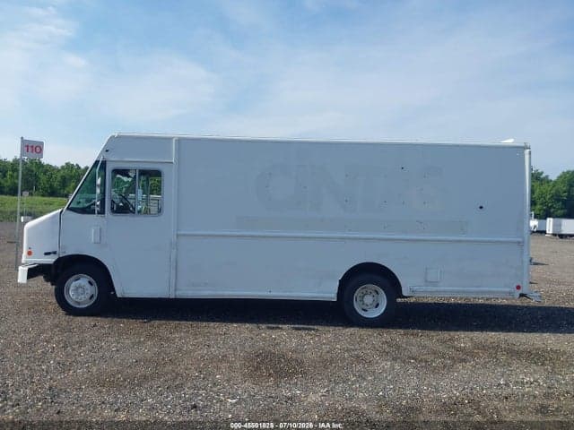 2017 FORD F-59 COMMERCIAL STRIPPED 14
