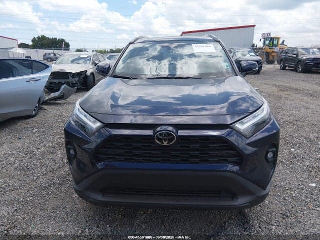2025 TOYOTA RAV4 XLE PREMIUM 6